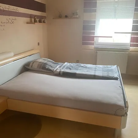 Monteurwohnung Διαμέρισμα *